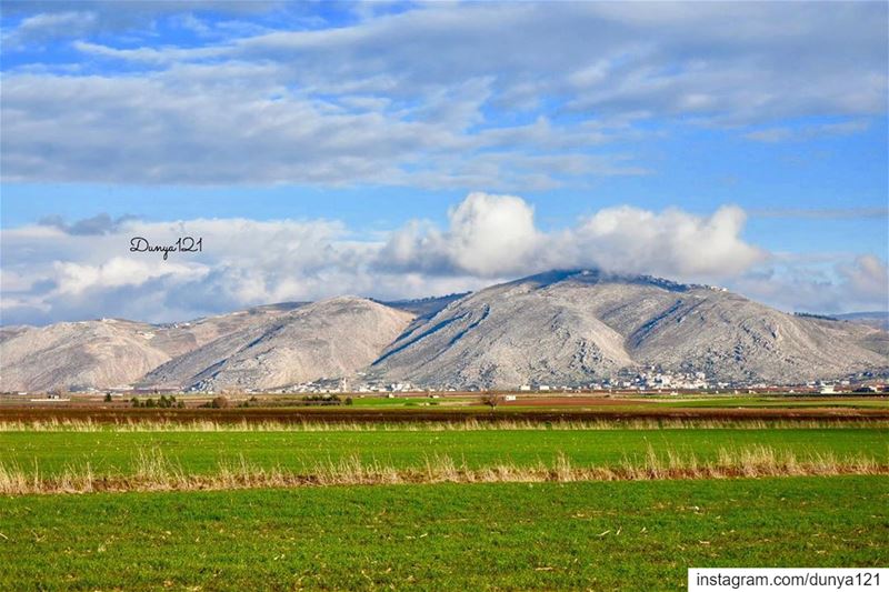 وجودك بقربي يساوي العالم وما فيه❤️❤️❤️❤️ لبنان بيروت جبل طبيعة travel... (Beirut, Lebanon)