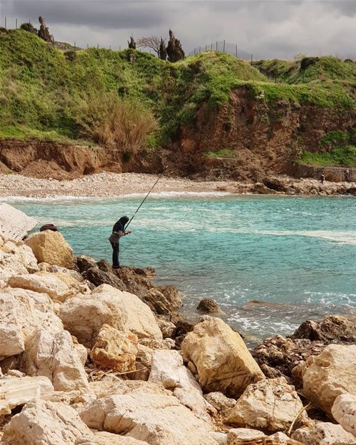 وهالصيادة صنارتها محتارة🎣 (Byblos, Lebanon)