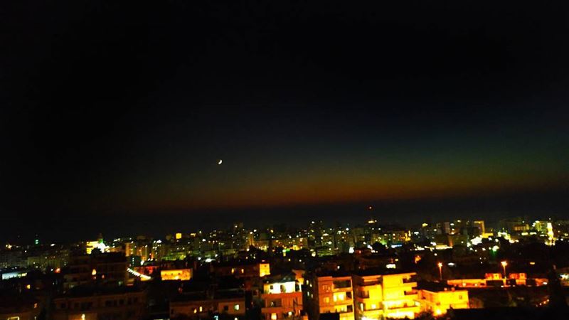 يا جارة القمر 🌙........ lebanon  saida  livelovesaida ... (Saïda, Al Janub, Lebanon)