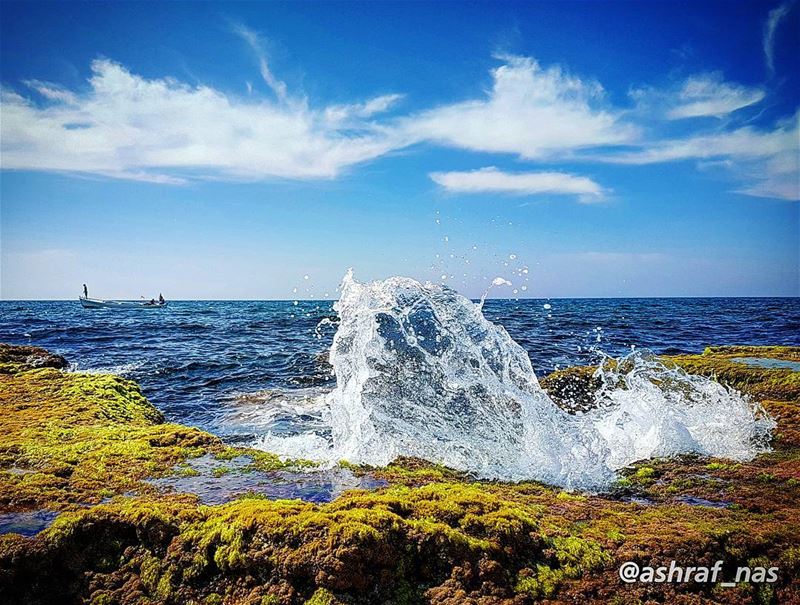 يا حبيبي كل ما في الصمت نادىيا حبيبي ومضى الموج وعادَوأنا في موج عينيك شر (Tyre, Lebanon)