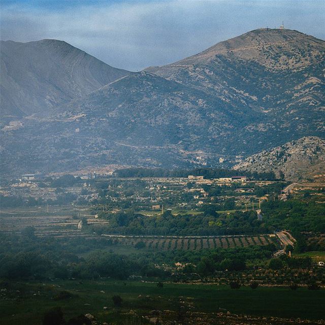 ᴛʜᴀᴛ ғᴏɢɢʏ ᴠɪᴇᴡ ☁☁ (Kfar Hoûné, Al Janub, Lebanon)