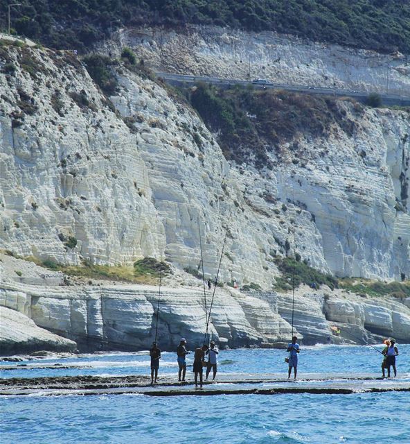 ᴛʜᴇ "sᴇᴀ ʟᴏᴠᴇʀs" (Naqoura Beach , South Lebanon)