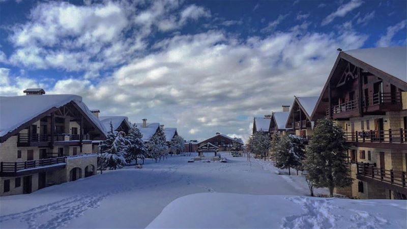 ⭐️⭐️⭐️⭐️⭐️ ... (InterContinental Mzaar Lebanon Mountain Resort & Spa)